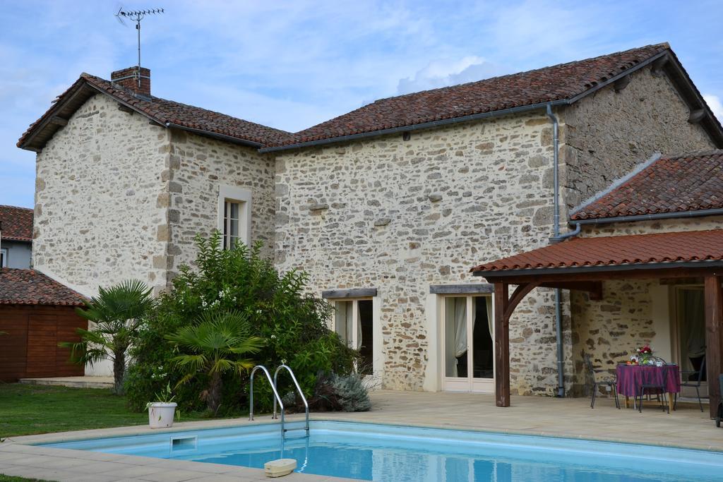 La Boulangeraie Saint-Junien Exterior photo