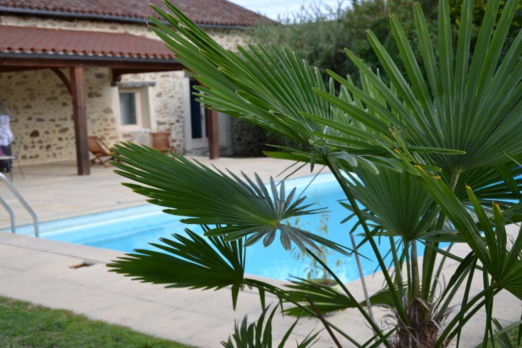 La Boulangeraie Saint-Junien Exterior photo