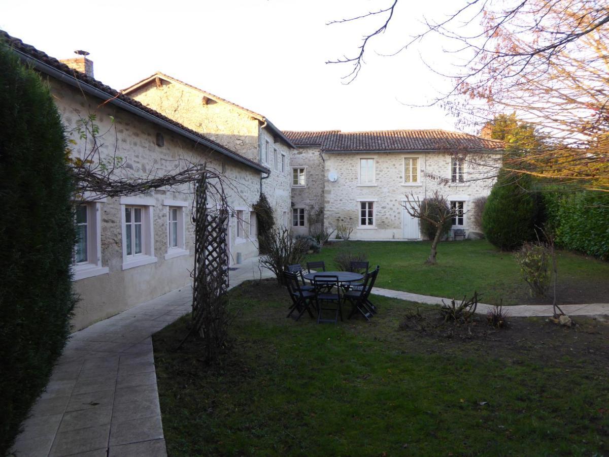 La Boulangeraie Saint-Junien Exterior photo